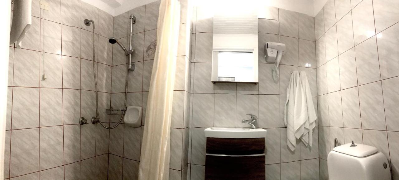 Hotel Anthousa Samos Town Buitenkant foto