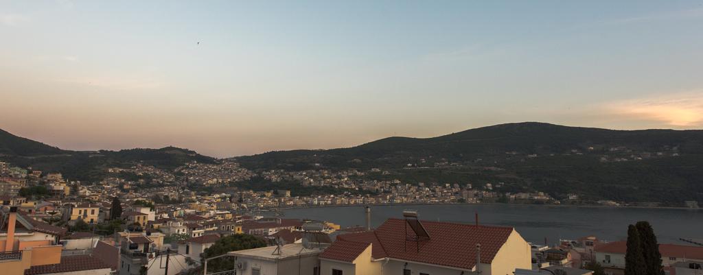Hotel Anthousa Samos Town Buitenkant foto